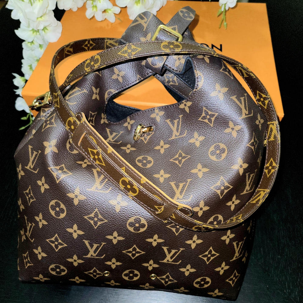 Louis Vuitton Atlantis Brown Monogram PM - Picture 10 of 17